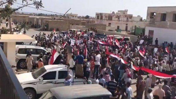 ОАЭ ограбили йеменское правительство  на сумму более полумиллиарда долларов