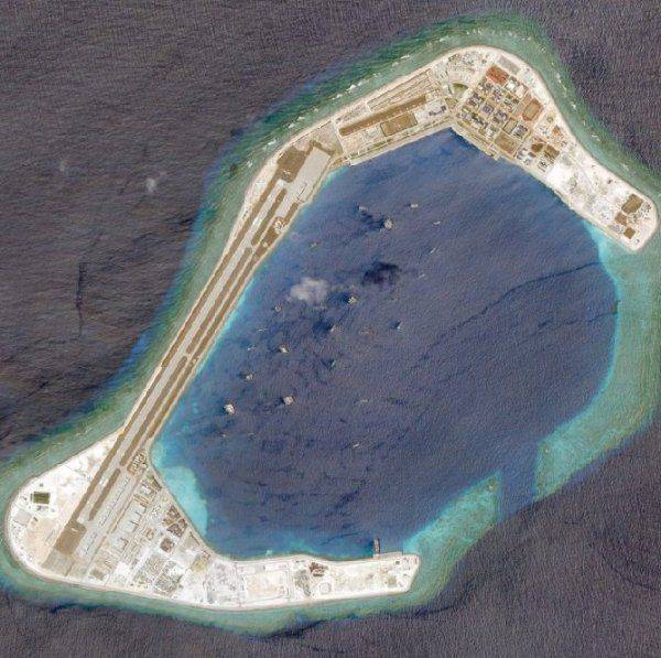 На спорных островах обнаружен новейший ядерный бомбардировщик