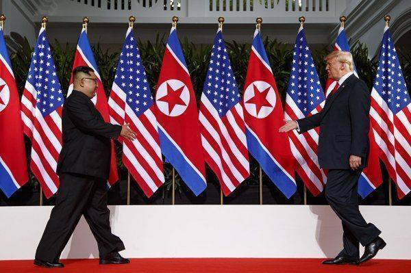 Кто является серым кардиналом прошедшей встречи Дональда Трампа и Ким Чем Ына?