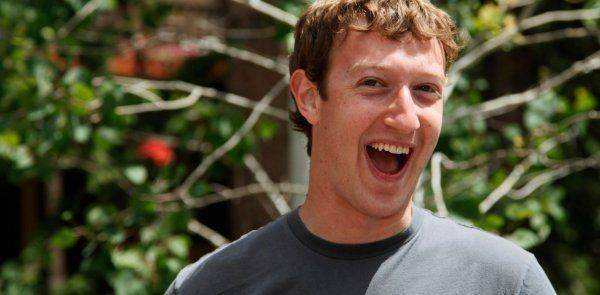 В Facebook подтвердили, что за пользователями следят