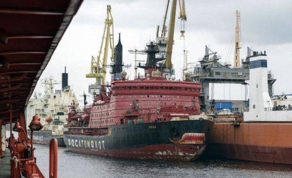 Китай обещает вложить 10 миллиардов долларов в арктические проекты в России