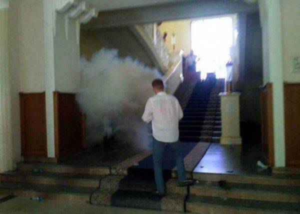 Украина за неделю. Штурмовые отряды в мэриях и правила торговли трусами