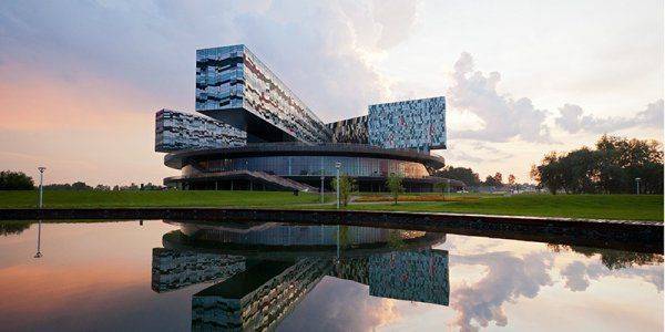 Наука – двигатель экономики и общества: Путин требует вкладывать в будущее России Наука – двигатель экономики и общества: Путин требует вкладывать в будущее России