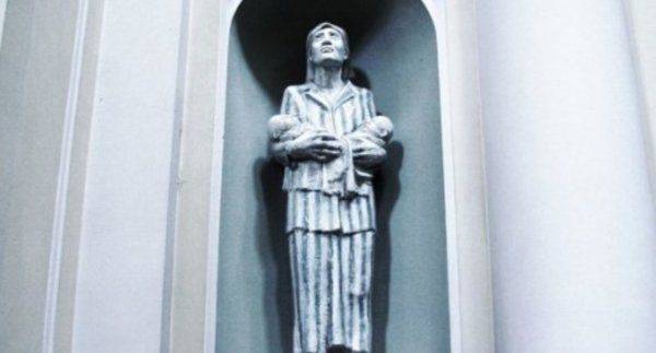 Манкуртов, не помнящих родства и не помнящих уроки истории -история и настигает...