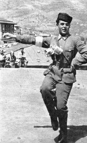 Скандал в Крыму: Меджлисовская веселуха в День памяти и скорби