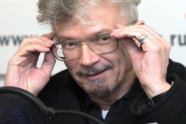 Эдуард Лимонов: Американский цезарь предложил Эдуард Лимонов: Американский цезарь предложил