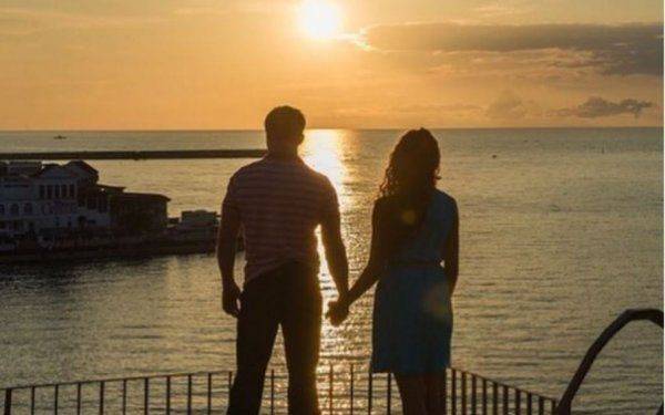 «Это вам не Украина!» - киевлянин узнал, что в Крыму на пляже делают с украинскими вышиванками