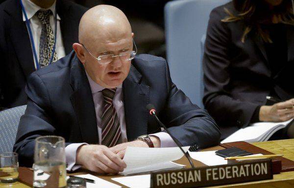 Российский представитель "утюжит" американцев в ООН. В. Небензя не дал слово Хейли Российский представитель "утюжит" американцев в ООН. В. Небензя не дал слово Хейли