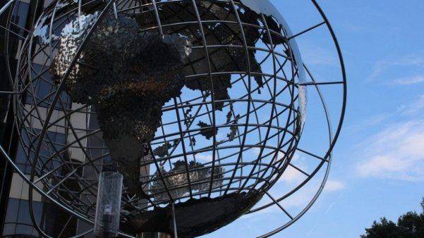 Вы будете смеяться, но капитализм все-таки загнивает Вы будете смеяться, но капитализм все-таки загнивает