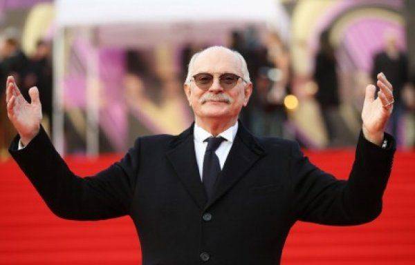 «Никита Михалков все получит даром». Ялтинскую киностудию забирают у правительства Крыма