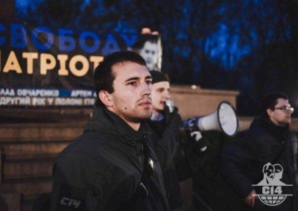 Обыск у лидера «С14»: кто подтачивает опору режима Порошенко? Обыск у лидера «С14»: кто подтачивает опору режима Порошенко?