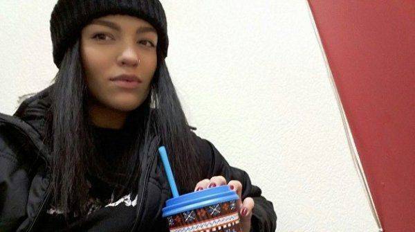 В Киеве девушке, обвиняемой в нападении на бойца АТО, дали условный срок