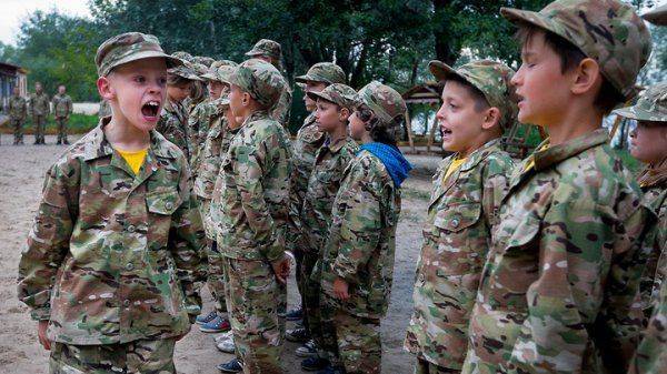 «Сволочи» стали реальностью: На Украине готовят детей-диверсантов «Сволочи» стали реальностью: На Украине готовят детей-диверсантов