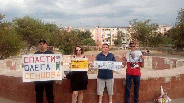 Художник Адольф. Режиссер Сенцов 