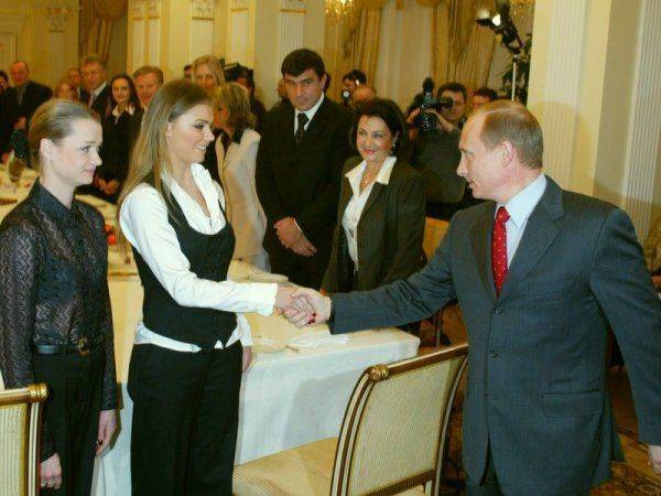 «Кто может устоять перед русскими женщинами?» - иностранцы о личной жизни В.В. Путина «Кто может устоять перед русскими женщинами?» - иностранцы о личной жизни В.В. Путина