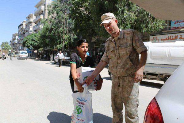 В Сирии прошли акции в поддержку нуждающегося местного населения В Сирии прошли акции в поддержку нуждающегося местного населения