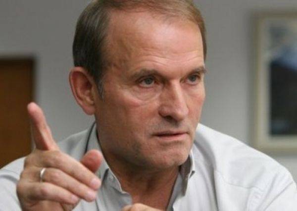 «За жизнь!» с Медведчуком. Зачем «серый кардинал» возвращается в политику Украины «За жизнь!» с Медведчуком. Зачем «серый кардинал» возвращается в политику Украины