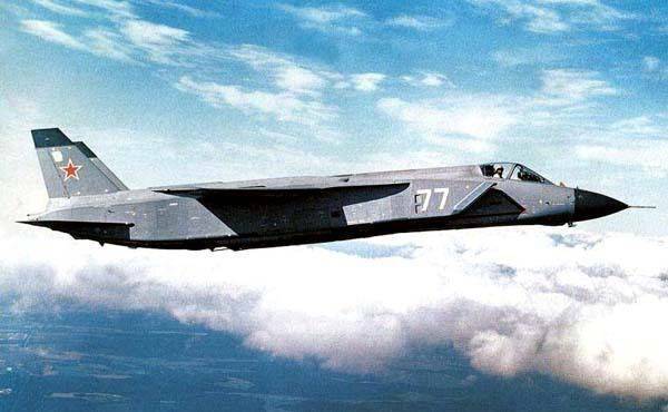 Як-141: является ли советский истребитель «отцом» американского F-35 Як-141: является ли советский истребитель «отцом» американского F-35