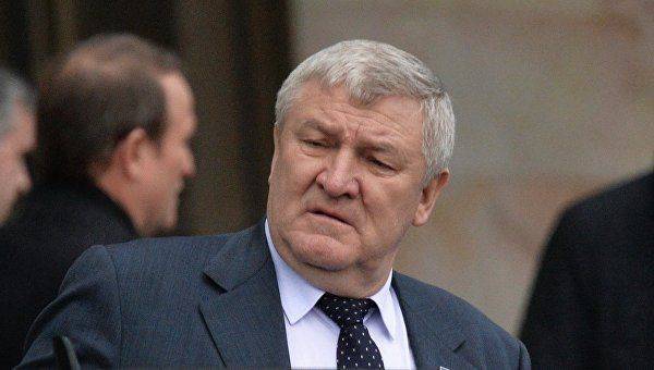 В Беларусь бегут политики и простые граждане Украины В Беларусь бегут политики и простые граждане Украины