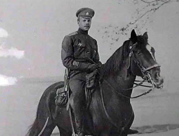 Белый генерал – красным командирам «Вот как вы стреляете, так вы и воевали!» Белый генерал – красным командирам «Вот как вы стреляете, так вы и воевали!»