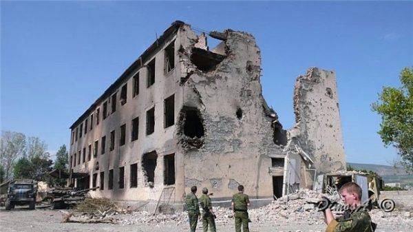 Жизни в обмен на НАТОвские перспективы для Грузии: как в 2008 году началась пятидневная война.