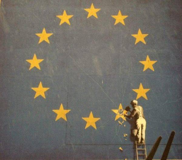 Вандал или гений в самом центре Москвы? Вандал или гений в самом центре Москвы?