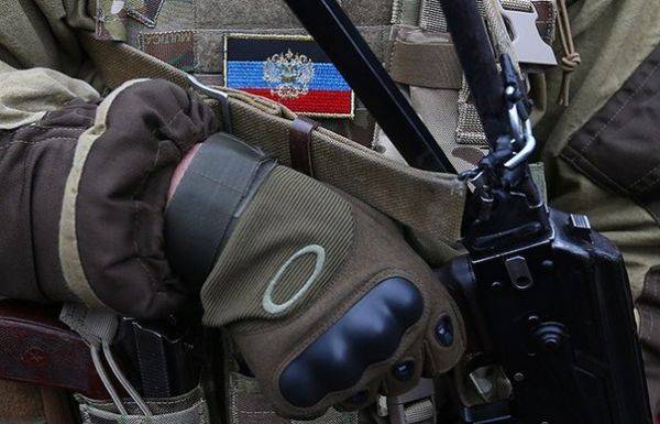 Ополченец оценил правдивость сообщений о «выдавливании из ДНР русских добровольцев» Ополченец оценил правдивость сообщений о «выдавливании из ДНР русских добровольцев»
