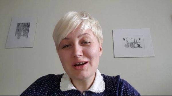 Ницой закатила истерику из-за российского телевизора Ницой закатила истерику из-за российского телевизора