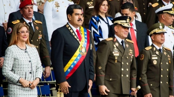 Венесуэла срочно запросила помощь у России. Путин пока молчит