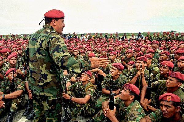 Венесуэла срочно запросила помощь у России. Путин пока молчит