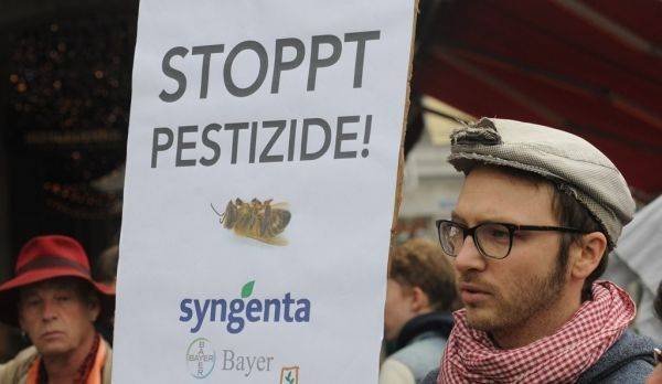 Садовник и его убийца: У Monsanto начинаются крупные неприятности Садовник и его убийца: У Monsanto начинаются крупные неприятности