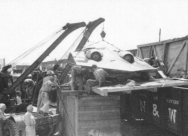 "Стелс" В-2 ВВС США - это доработанная версия самолета Третьего рейха "Стелс" В-2 ВВС США - это доработанная версия самолета Третьего рейха