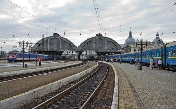 Во Львове что-то знают: Столица Галичины готовится к союзу с Россией Во Львове что-то знают: Столица Галичины готовится к союзу с Россией