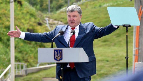 Порошенко пожаловался, что украинские политики поддерживают Путина
