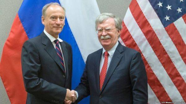 Хитрый план Болтона не сработает