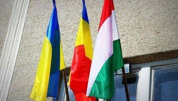 Румыны и венгры готовятся оттяпать по куску от Украины Румыны и венгры готовятся оттяпать по куску от Украины