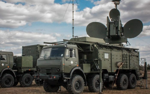 Российская РЭБ "Красуха" только прибыла и уже поймала первую "жертву" в Сирии