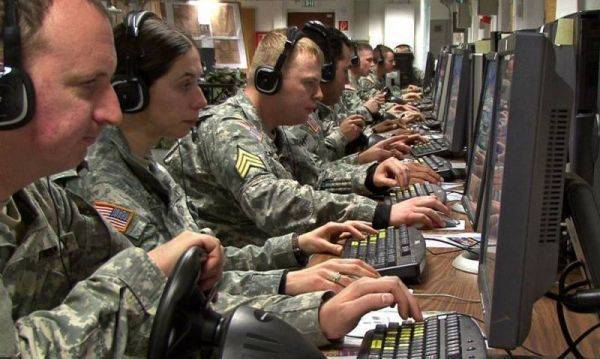 «Фабрика троллей»: в США начали преподавать «российскую гибридную войну»