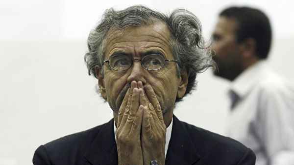 Общество превратилось в ад. Так считает "философ гуманитарных бомбежек"