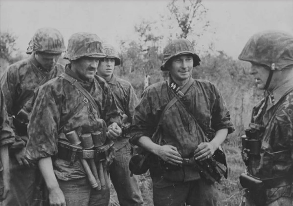 Черная форма, лучше вооружение и другие мифы о войсках СС