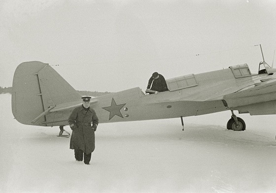 Почему Хрущёв в 1955 году отдал Финляндии советскую военно-морскую базу