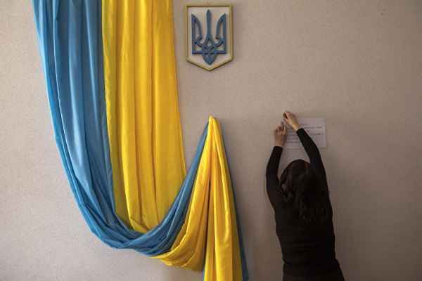 The Washington Post (США): старые трещины вновь проявляются на Украине. Это большая проблема