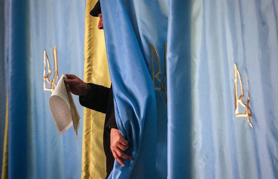"Что там у хохлов" уже не интересно россиянам