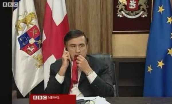 Кажется, кто-то что-то тявкнул: Саакашвили о России