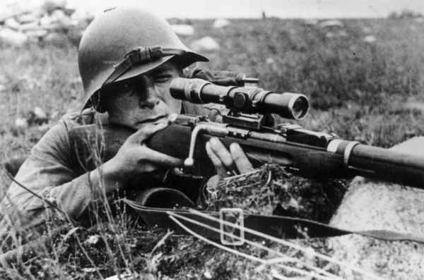 Почему в конце Великой Отечественной снайперы не носили знаки отличия