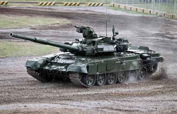 За что российские танкисты ругают танк Т-90
