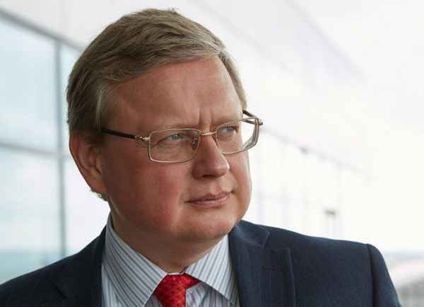 Михаил Делягин: Отказ от долларов — это отказ от фанерной двери в пользу стальной