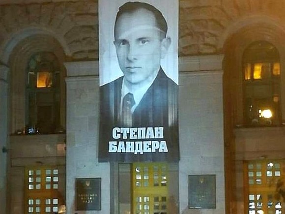 Долго ли Бандере еще быть в героях?