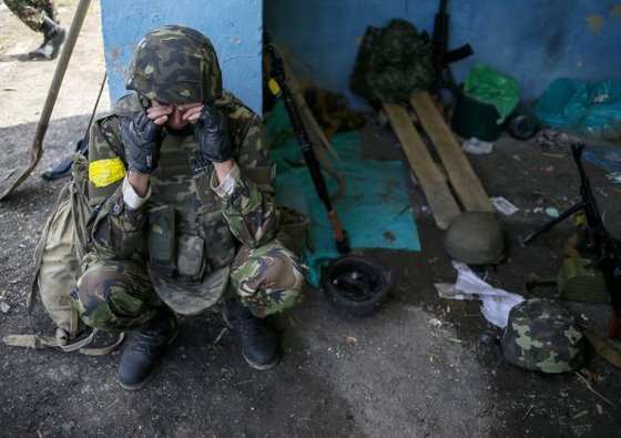 «Вот за что мы воевали, ребята»: «АТОшник» нажаловался на женщин, высказавших ему презрение