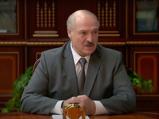 Названы четыре сценария ухода Лукашенко